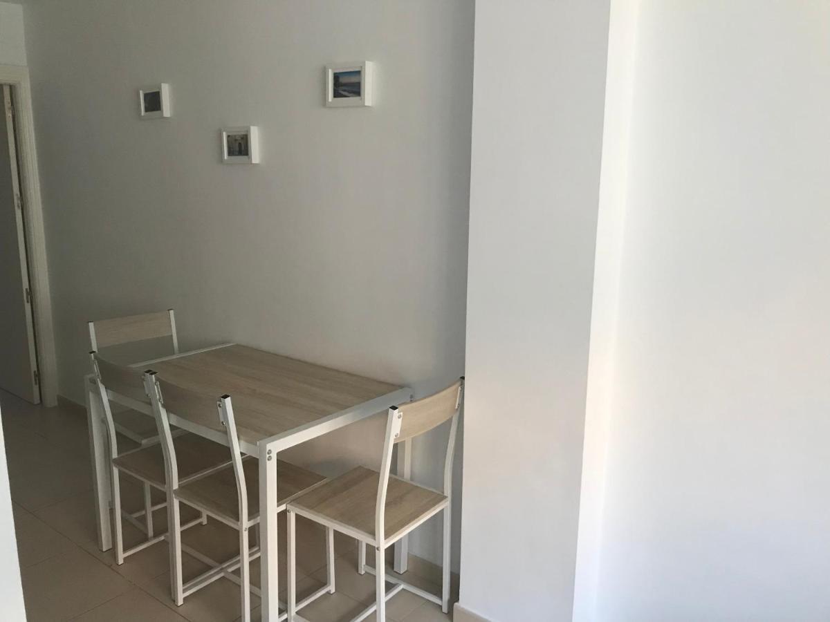 Ilios Apartamentos Малага Номер фото